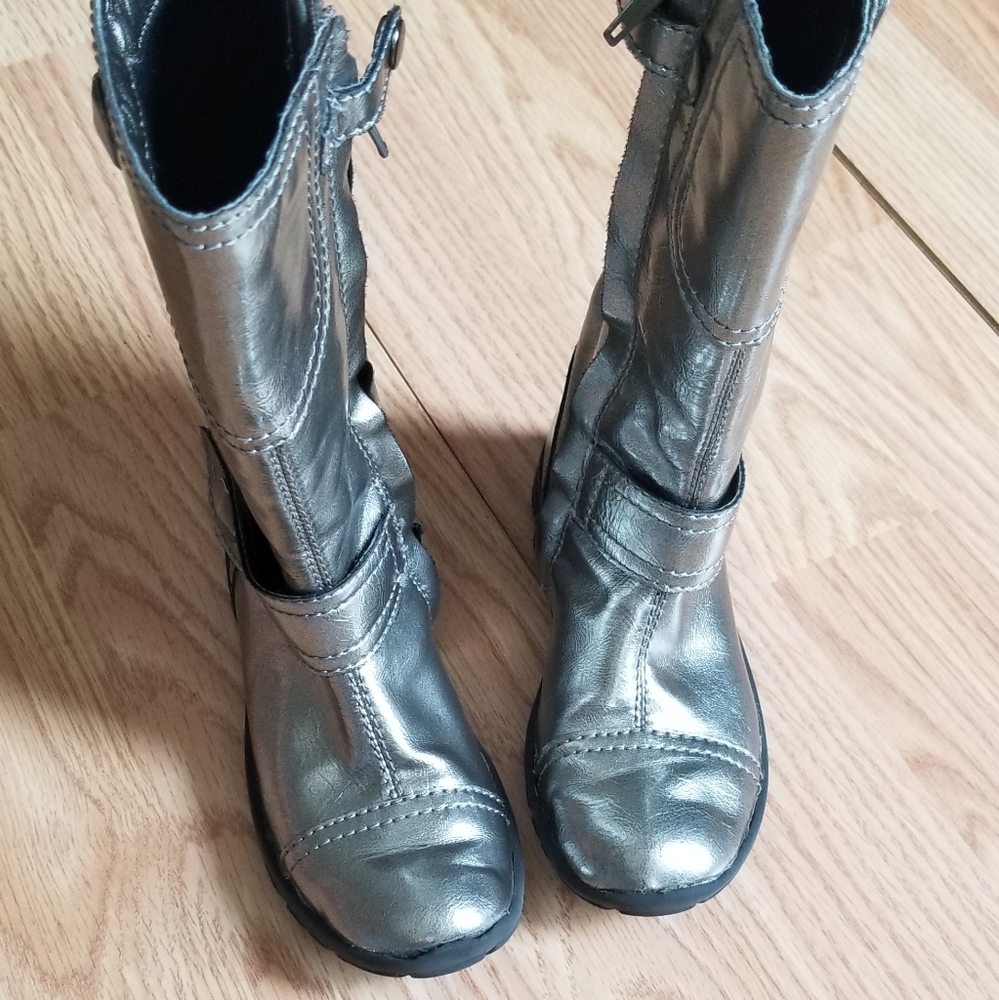 Metallic silver boots